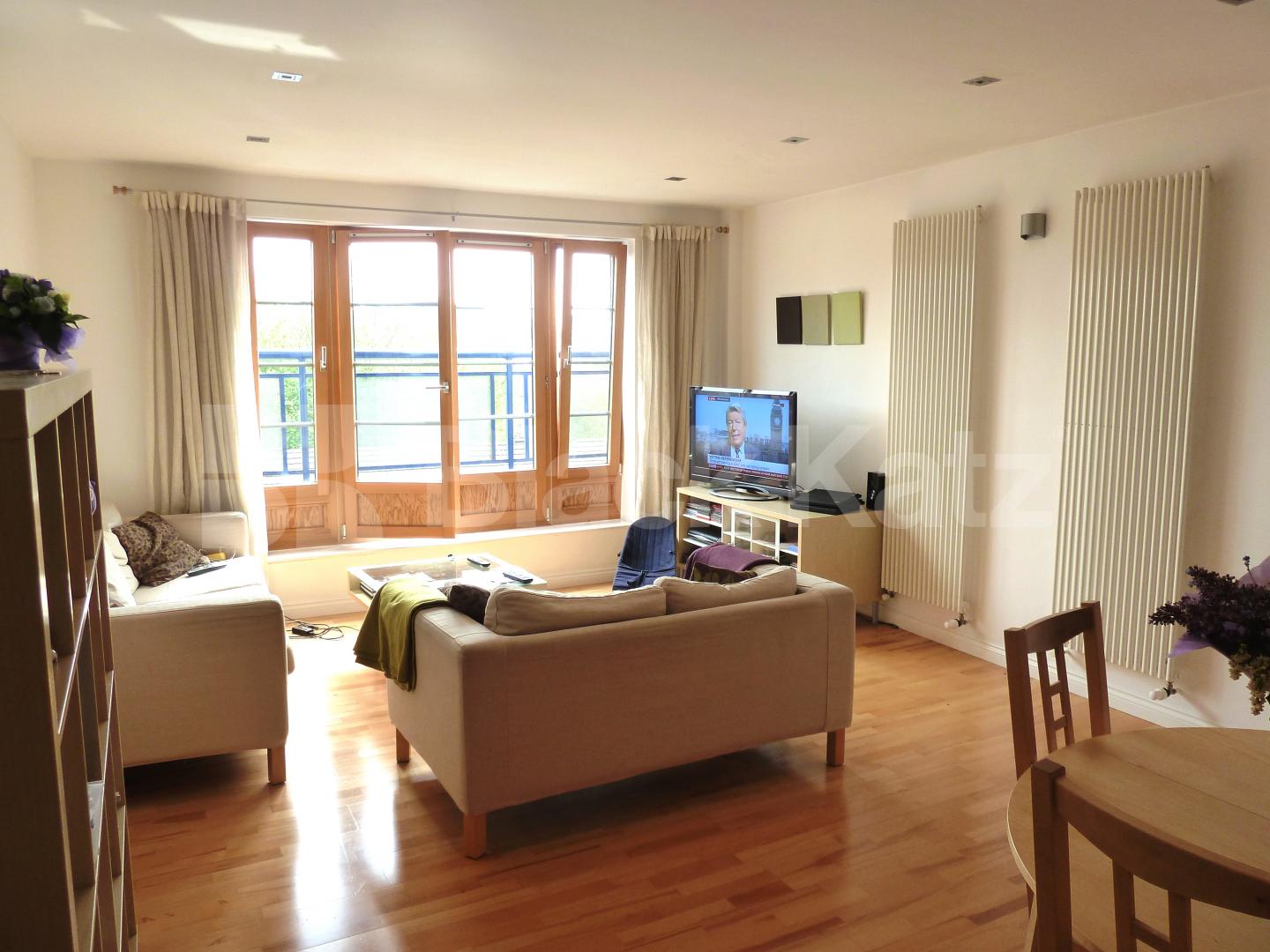 			New Instruction, 2 Bedroom, 1 bath, 1 reception Flat			 Chicksand Street, BRICK LANE